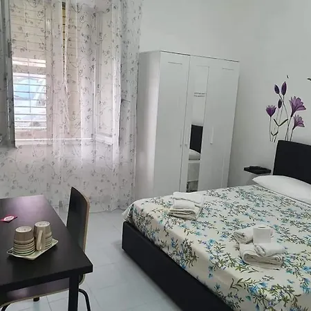 Le Tre Orchidee * サレルノ