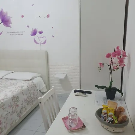 Le Tre Orchidee Couette-café Salernes