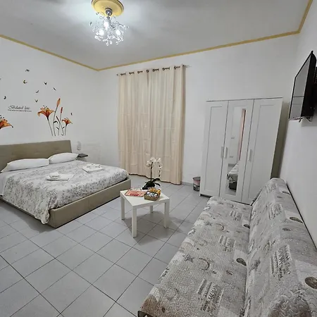 ベッド・アンド・ブレックファスト Le Tre Orchidee サレルノ