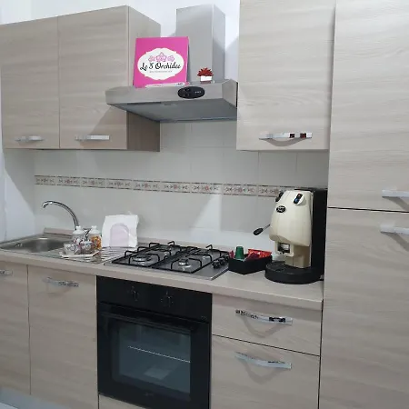 Bed & Breakfast Le Tre Orchidee Salerno