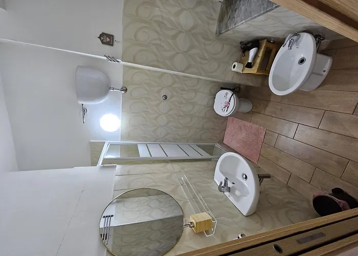 Le Tre Orchidee Bed & Breakfast *